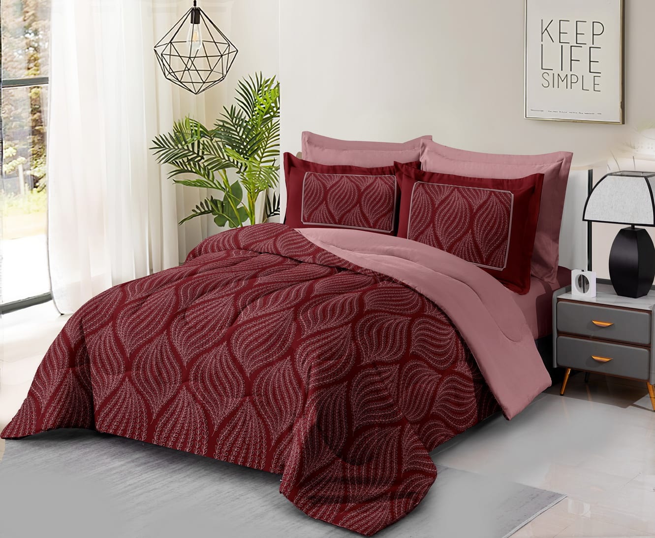 Reversible 3-piece printed quilt set with pillow covers – lightweight, soft, and beautifully designed for year-round comfort.