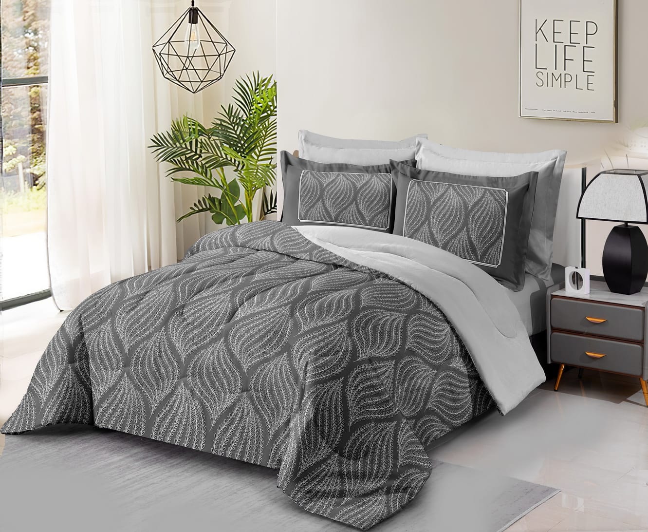 Reversible 3-piece printed quilt set with pillow covers – lightweight, soft, and beautifully designed for year-round comfort.
