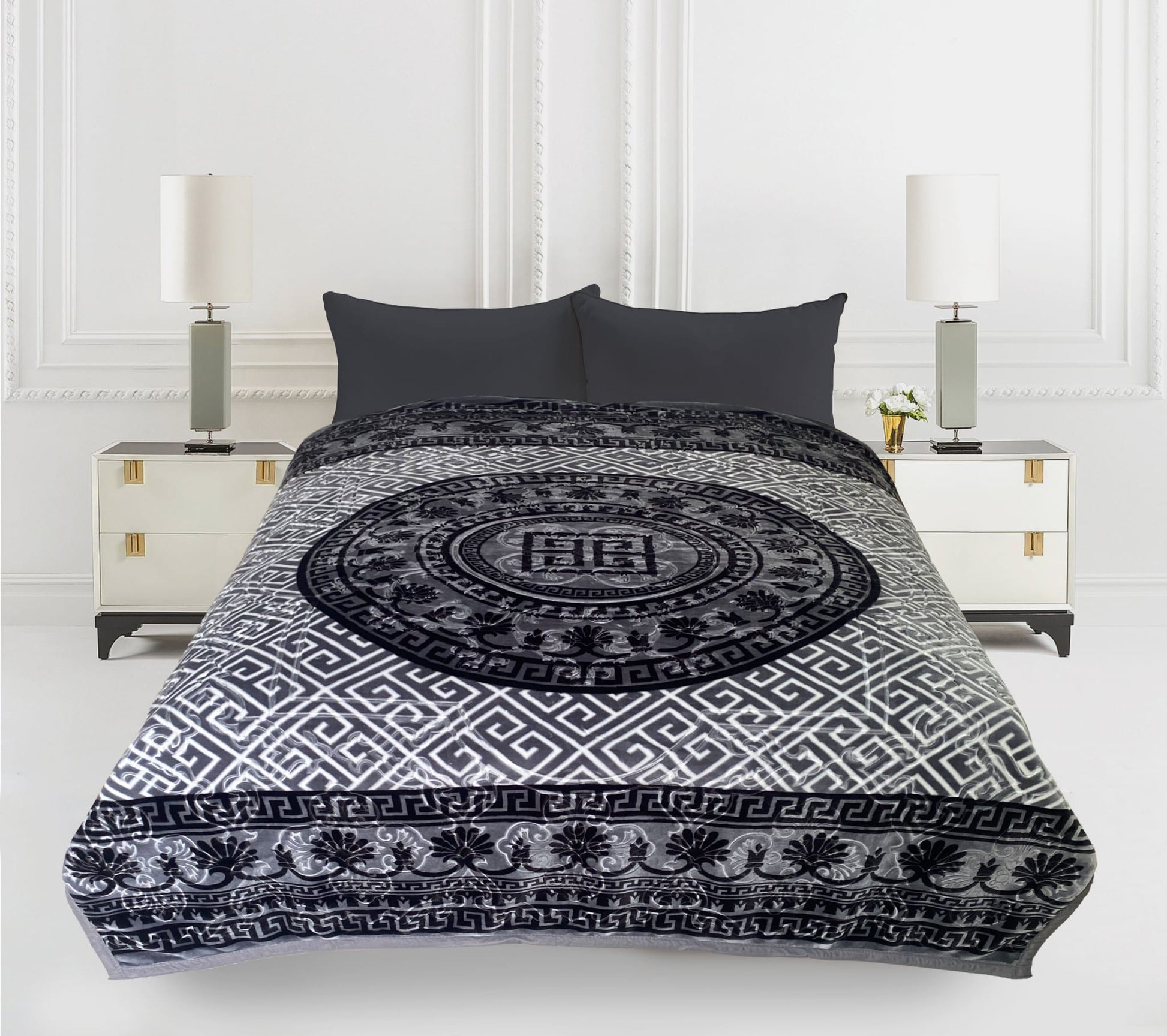 Imperial Home 12-Pound Heavy Plush Mink Blanket – soft, thick, reversible winter bedding for Queen or King size beds, elegant and cozy.