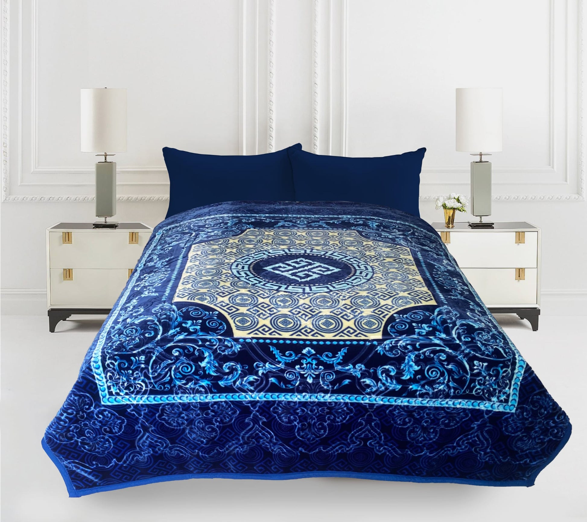 Imperial Home 12-Pound Heavy Plush Mink Blanket – soft, thick, reversible winter bedding for Queen or King size beds, elegant and cozy.