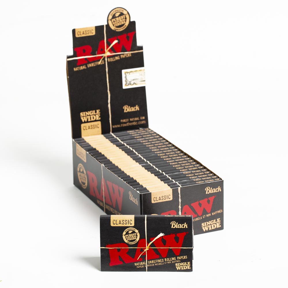 RAW Black Rolling Papers - Single Wide - 50 Pack (50 Sheets)